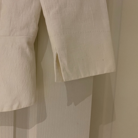 Hugo Boss Off Cropped Jacket, Size 2, Off-White - Picture 5 of 13